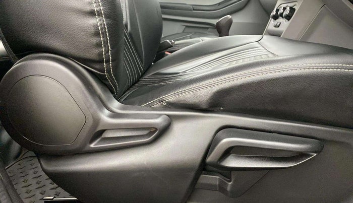 2023 Tata Tiago XT CNG, CNG, Manual, 35,389 km, Driver Side Adjustment Panel