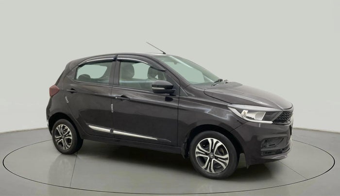 2023 Tata Tiago XT CNG, CNG, Manual, 35,389 km, Right Front Diagonal