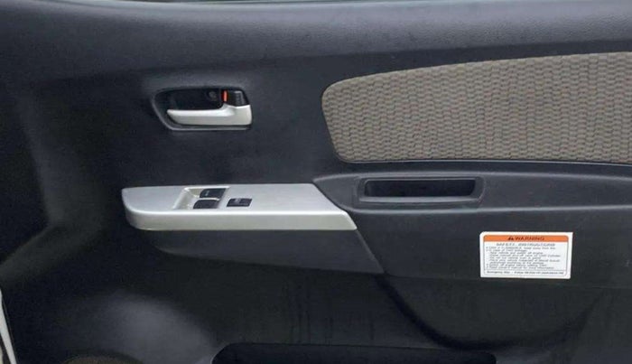 2014 Maruti Wagon R 1.0 LXI CNG, CNG, Manual, 87,486 km, Driver Side Door Panels Control