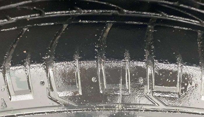 2018 Hyundai Creta SX AT 1.6 PETROL, Petrol, Automatic, 58,501 km, Left Front Tyre Tread