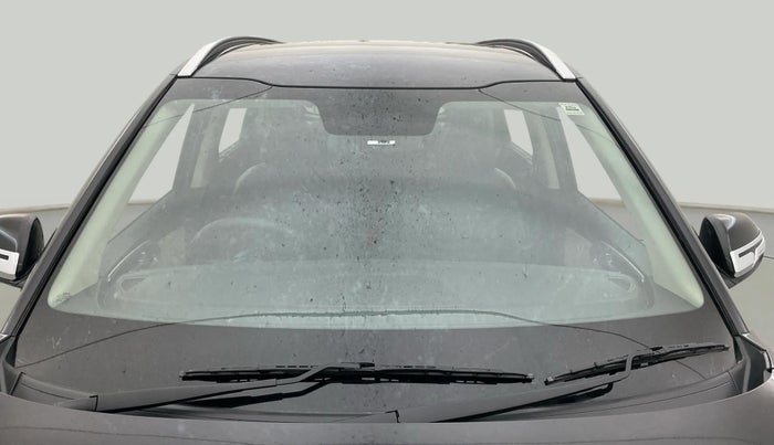 2024 KIA CARENS  PRESTIGE 1.5 TURBO PETROL IMT 7 STR , Petrol, Manual, 18,796 km, Front Windshield