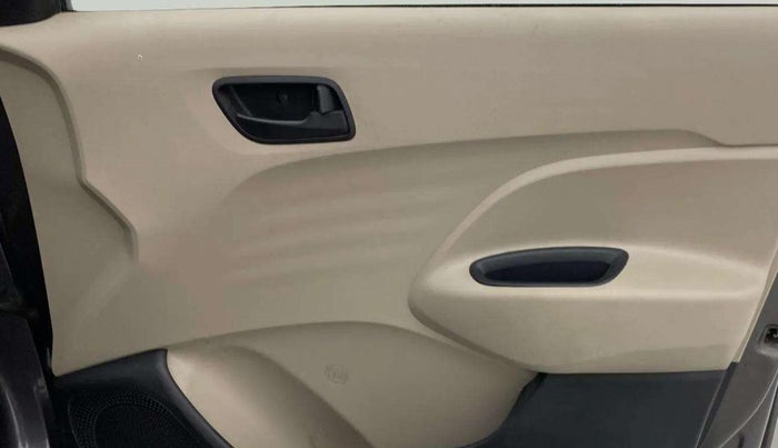 2022 Hyundai NEW SANTRO SPORTZ MT, Petrol, Manual, 59,178 km, Driver Side Door Panels Control
