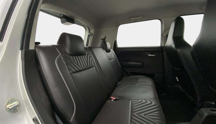2022 Maruti New Wagon-R VXI 1.0, Petrol, Manual, 24,085 km, Right Side Rear Door Cabin