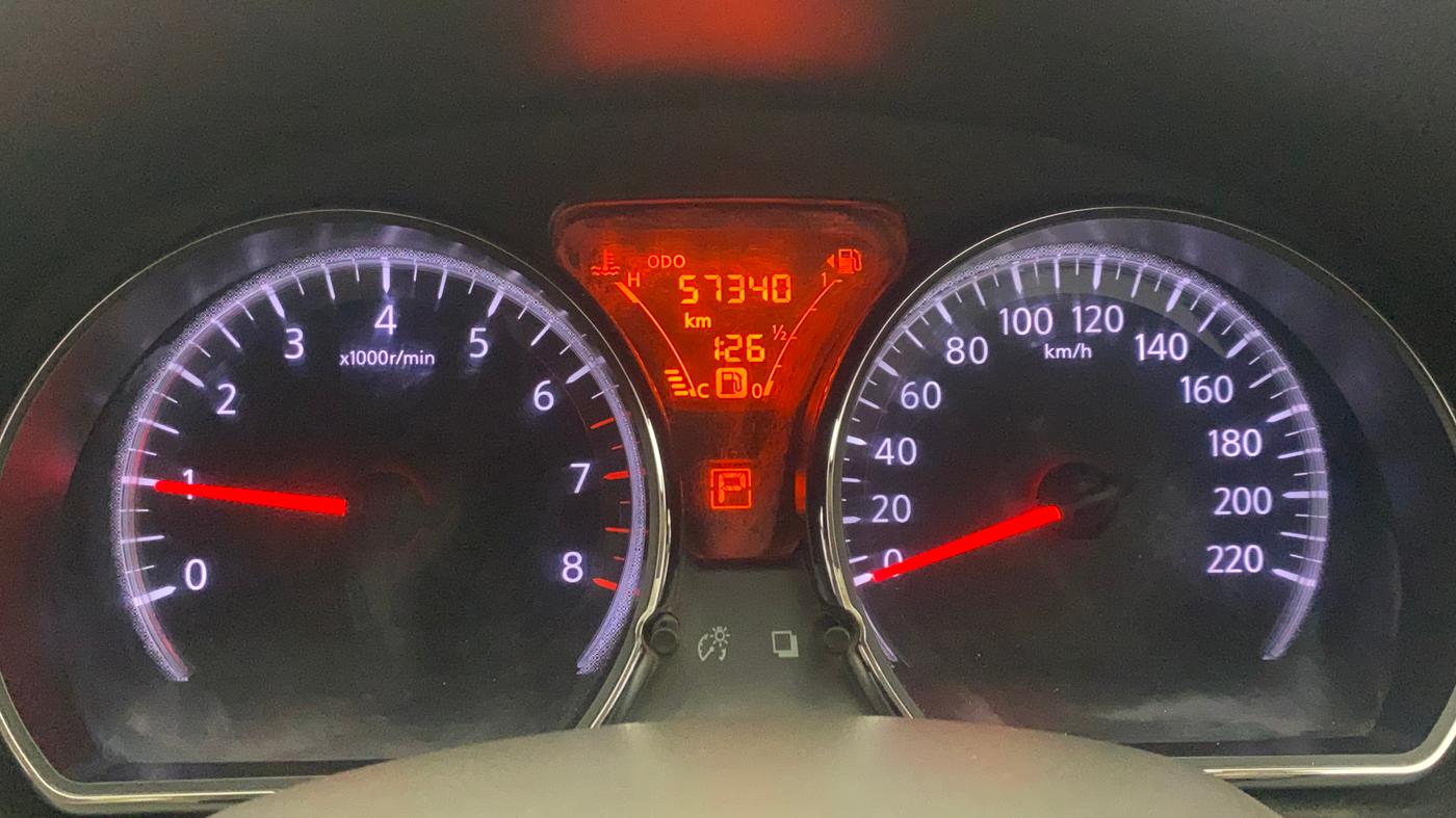 2014 Renault Scala RXL PETROL AT, Petrol, Automatic, 57,339 km, Odometer Image