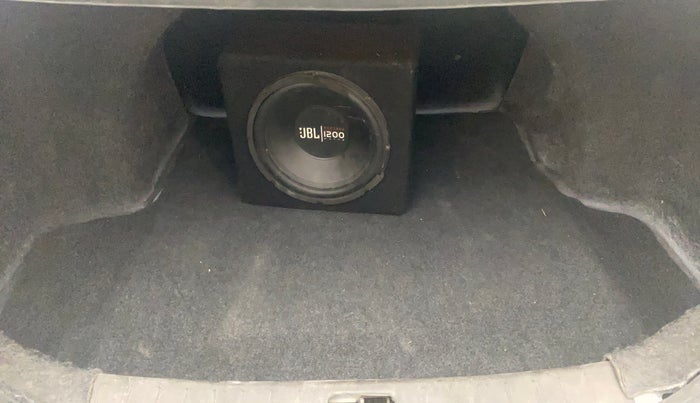 2014 Renault Scala RXL PETROL AT, Petrol, Automatic, 57,339 km, Boot Inside