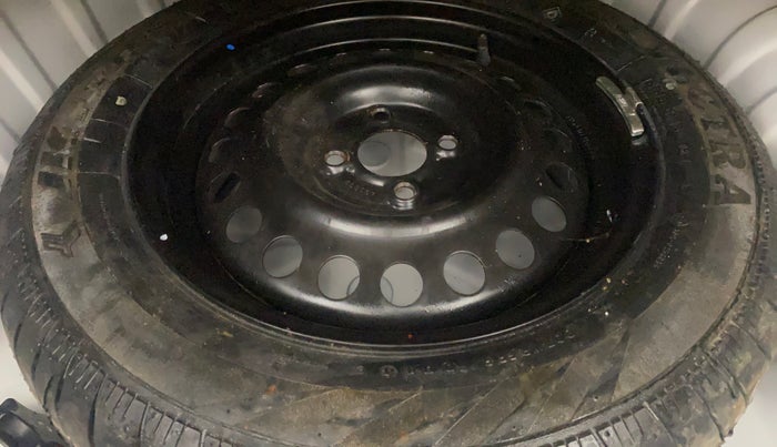 2014 Renault Scala RXL PETROL AT, Petrol, Automatic, 57,339 km, Spare Tyre