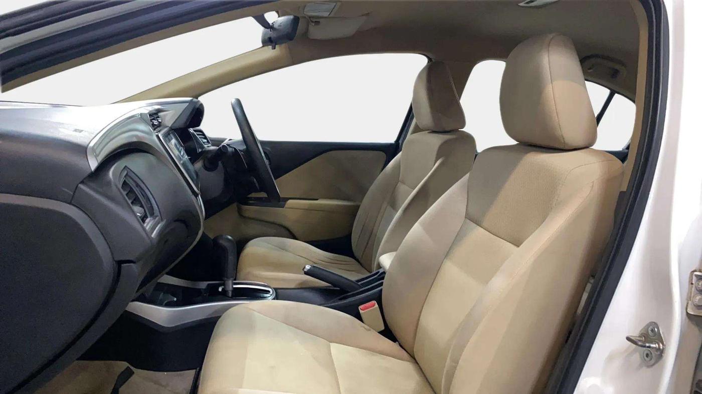 2017 Honda City 1.5L I-VTE V CVT, Petrol, Automatic, 34,292 km, Right Side Front Door Cabin
