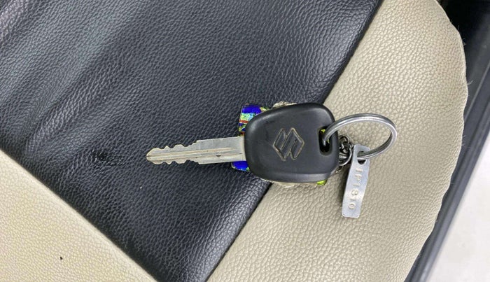 2022 Maruti Alto LXI O, Petrol, Manual, 9,206 km, Key Close Up