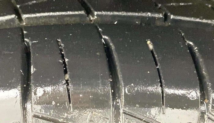 2022 Maruti Alto LXI O, Petrol, Manual, 9,206 km, Right Front Tyre Tread