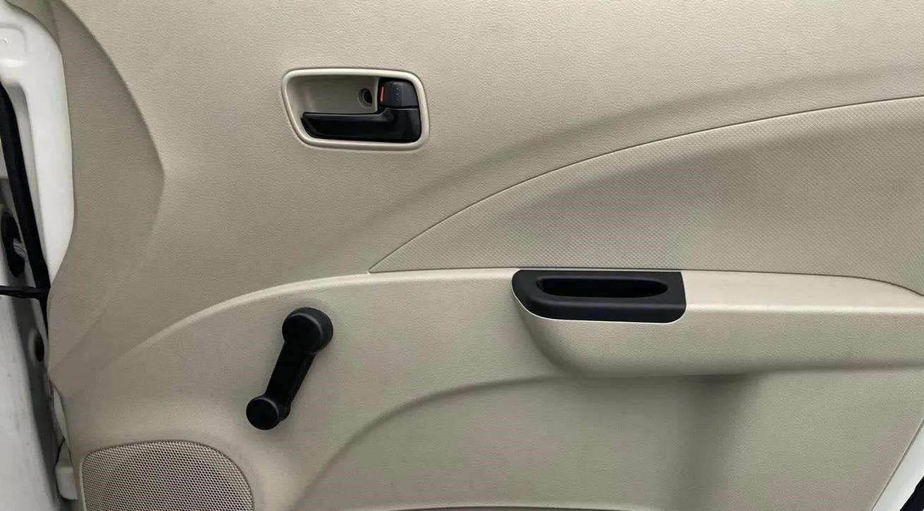 2020 Maruti Celerio TOUR H2, Petrol, Manual, 11,075 km, Driver Side Door Panels Control