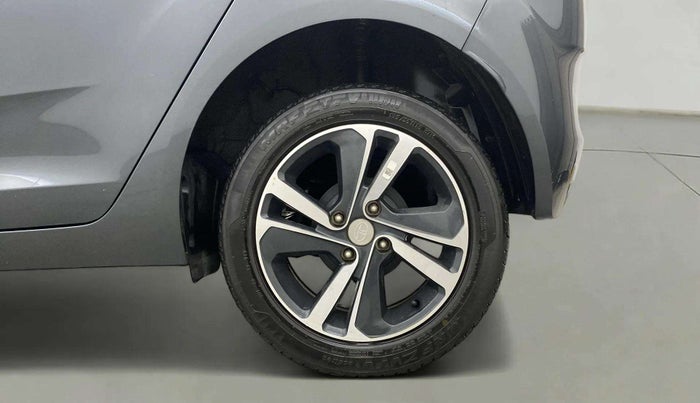 2020 Tata ALTROZ XZ PETROL, Petrol, Manual, 10,230 km, Left Rear Wheel
