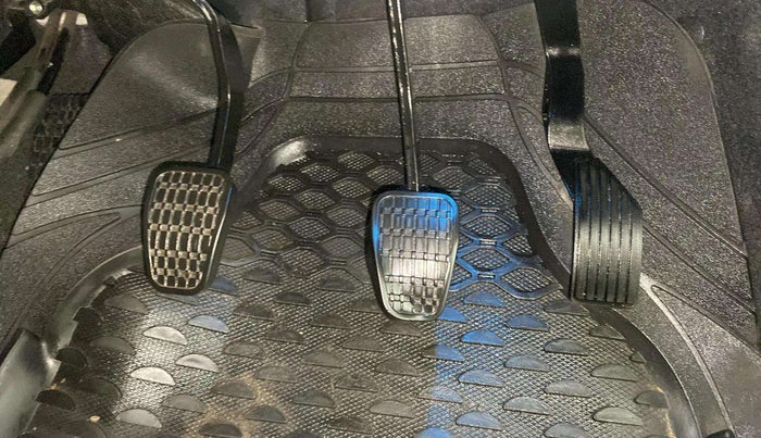 2020 Tata ALTROZ XZ PETROL, Petrol, Manual, 10,230 km, Pedals
