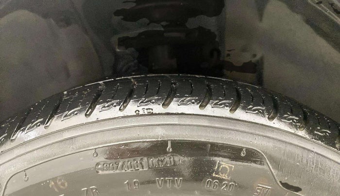 2020 Tata ALTROZ XZ PETROL, Petrol, Manual, 10,230 km, Left Front Tyre Tread