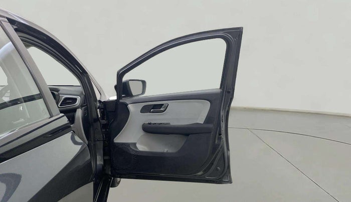 2020 Tata ALTROZ XZ PETROL, Petrol, Manual, 10,230 km, RHS Front Door