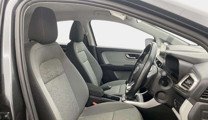2020 Tata ALTROZ XZ PETROL, Petrol, Manual, 10,230 km, Right Side Front Door Cabin