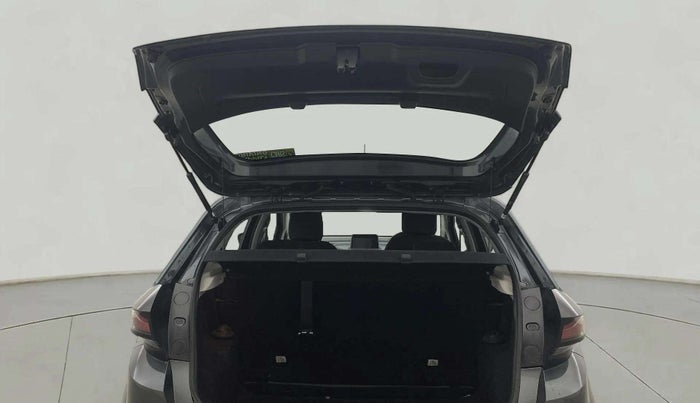 2020 Tata ALTROZ XZ PETROL, Petrol, Manual, 10,230 km, Boot Door Open