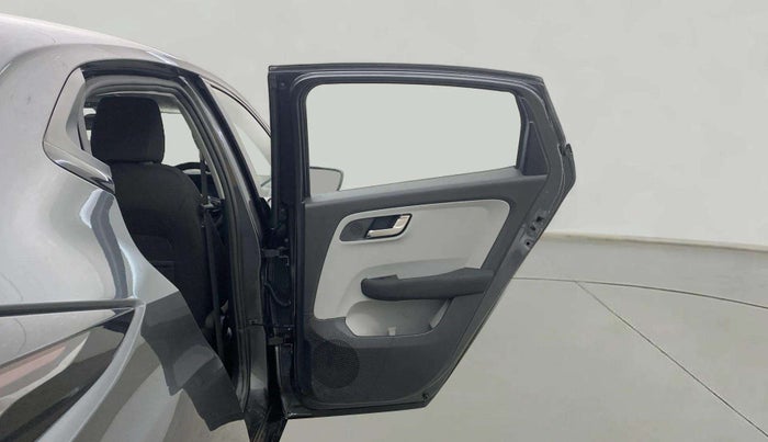 2020 Tata ALTROZ XZ PETROL, Petrol, Manual, 10,230 km, RHS Rear Door