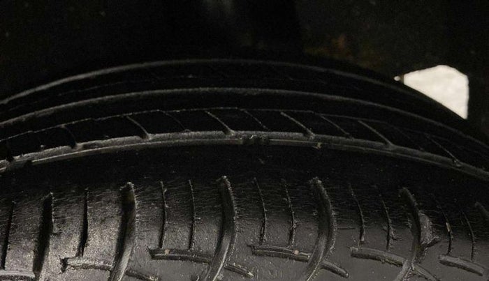 2019 Maruti Baleno DELTA PETROL 1.2, Petrol, Manual, 52,281 km, Left Rear Tyre Tread
