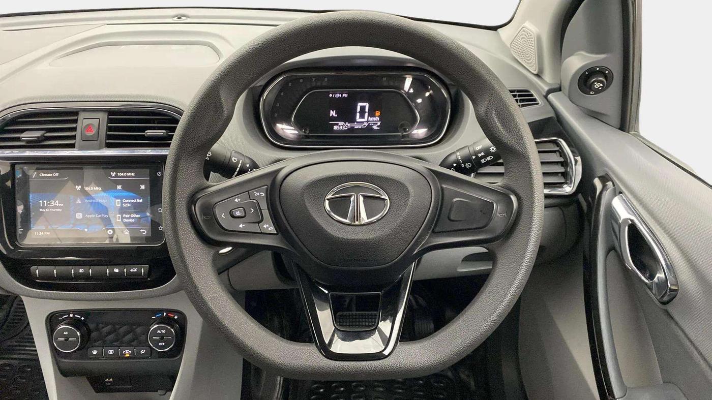 2020 Tata TIGOR XZA PLUS PETROL, Petrol, Automatic, 18,520 km, Steering Wheel Close Up