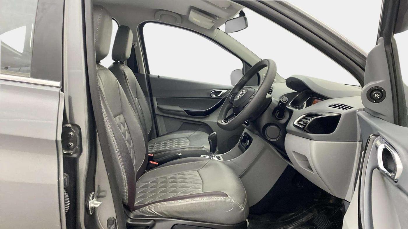 2020 Tata TIGOR XZA PLUS PETROL, Petrol, Automatic, 18,520 km, Right Side Front Door Cabin