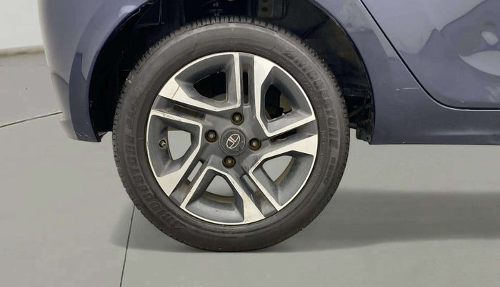 2022 Tata Tiago XZ PLUS PETROL, Petrol, Manual, 30,230 km, Right Rear Wheel