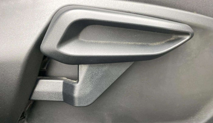 2022 Tata Tiago XZ PLUS PETROL, Petrol, Manual, 30,230 km, Driver Side Adjustment Panel