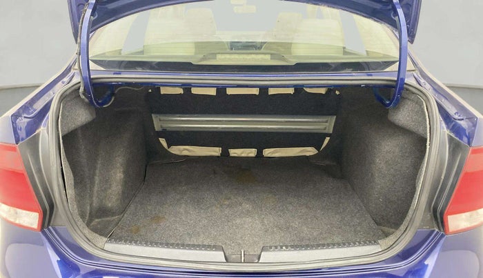 2014 Volkswagen Vento COMFORTLINE DIESEL 1.6, Diesel, Manual, 64,907 km, Boot Open Zoomed View