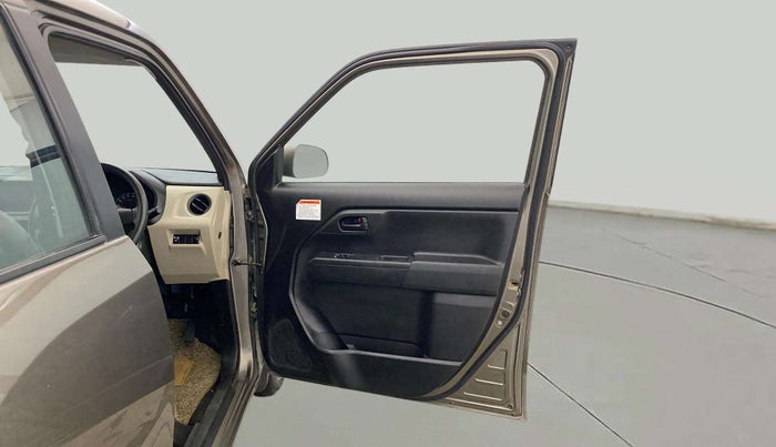 2022 Maruti New Wagon-R LXI CNG 1.0, CNG, Manual, 41,866 km, RHS Front Door