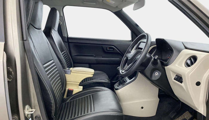 2022 Maruti New Wagon-R LXI CNG 1.0, CNG, Manual, 41,866 km, Right Side Front Door Cabin
