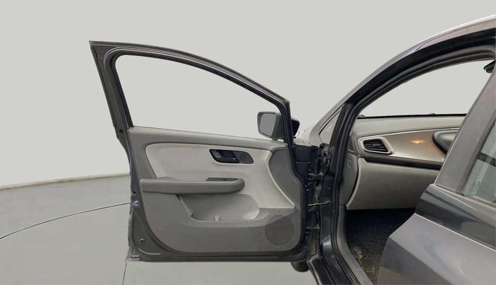 2021 Tata ALTROZ XT PETROL, Petrol, Manual, 73,360 km, LHS Front Door