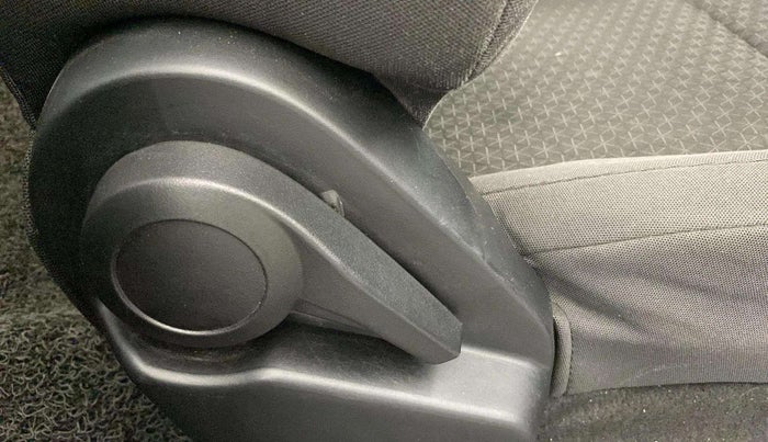2021 Tata ALTROZ XT PETROL, Petrol, Manual, 73,360 km, Driver Side Adjustment Panel