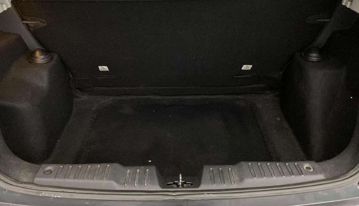 2021 Tata ALTROZ XT PETROL, Petrol, Manual, 73,360 km, Boot Inside