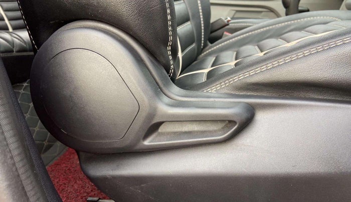 2022 Tata Tiago XE PETROL, Petrol, Manual, 25,488 km, Driver Side Adjustment Panel
