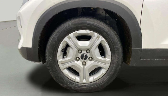 2023 KIA SONET HTK PLUS 1.2 PETROL MT, Petrol, Manual, 17,053 km, Left Front Wheel