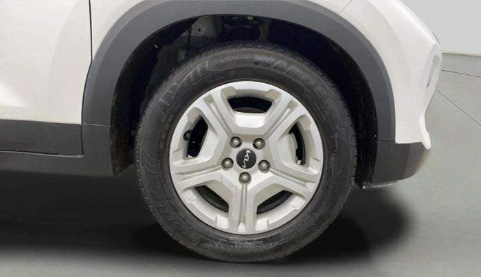 2023 KIA SONET HTK PLUS 1.2 PETROL MT, Petrol, Manual, 17,053 km, Right Front Wheel