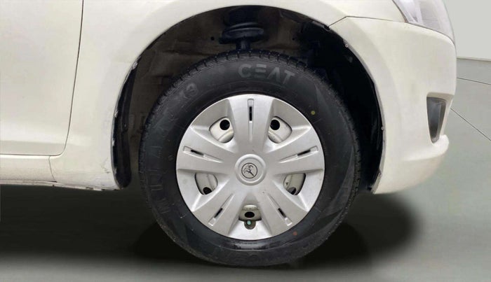 2013 Maruti Swift Dzire LXI, Petrol, Manual, 72,203 km, Right Front Wheel