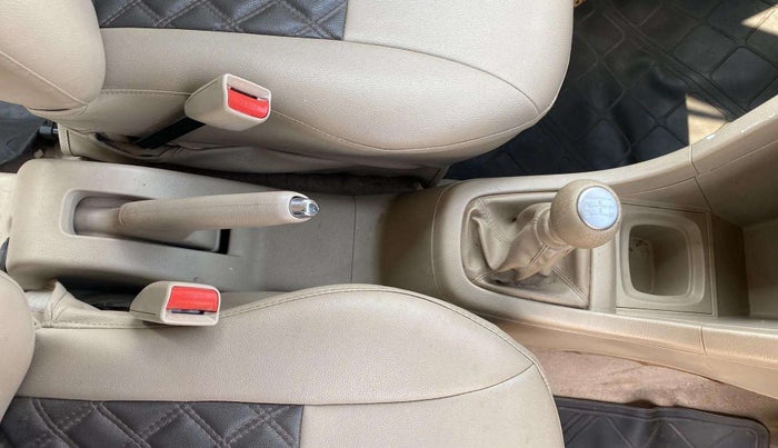 2017 Maruti Ertiga VXI, Petrol, Manual, 32,491 km, Gear Lever