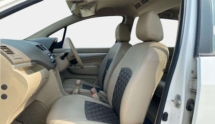 2017 Maruti Ertiga VXI, Petrol, Manual, 32,491 km, Right Side Front Door Cabin