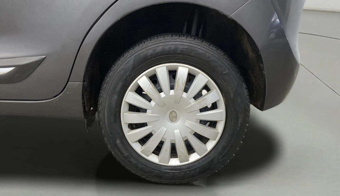 2018 Maruti Baleno DELTA PETROL 1.2, Petrol, Manual, 23,957 km, Left Rear Wheel
