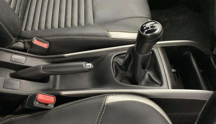 2018 Maruti Baleno DELTA PETROL 1.2, Petrol, Manual, 23,957 km, Gear Lever