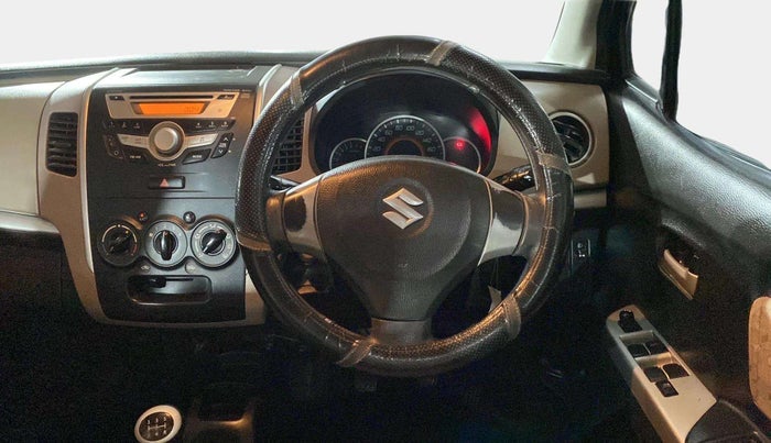 2013 Maruti Wagon R 1.0 VXI, Petrol, Manual, 87,459 km, Steering Wheel Close Up