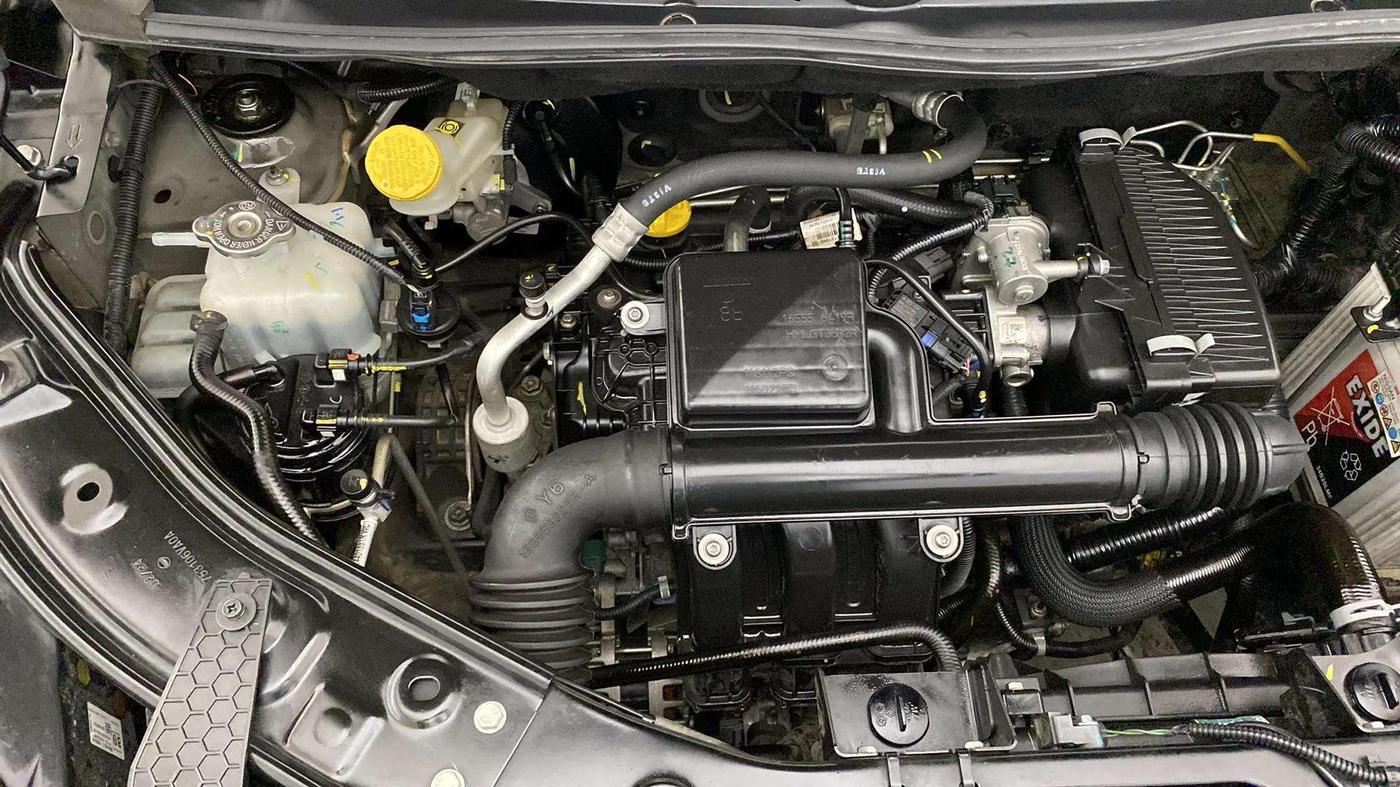 2024 Nissan MAGNITE XV AMT EZ Shift DT, Petrol, Automatic, 8,439 km, Engine View - Right