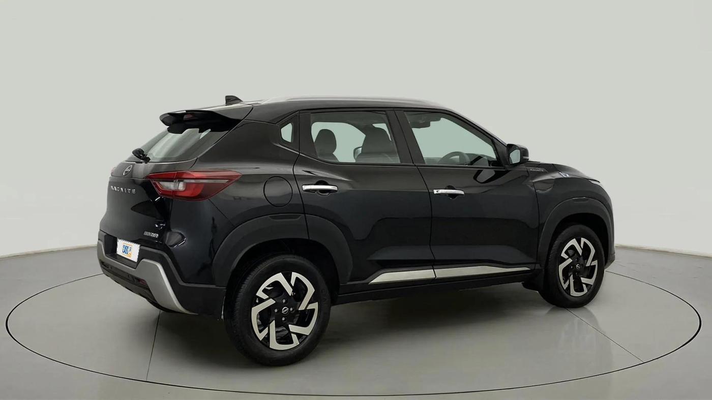 2024 Nissan MAGNITE XV AMT EZ Shift DT, Petrol, Automatic, 8,439 km, Right Back Diagonal