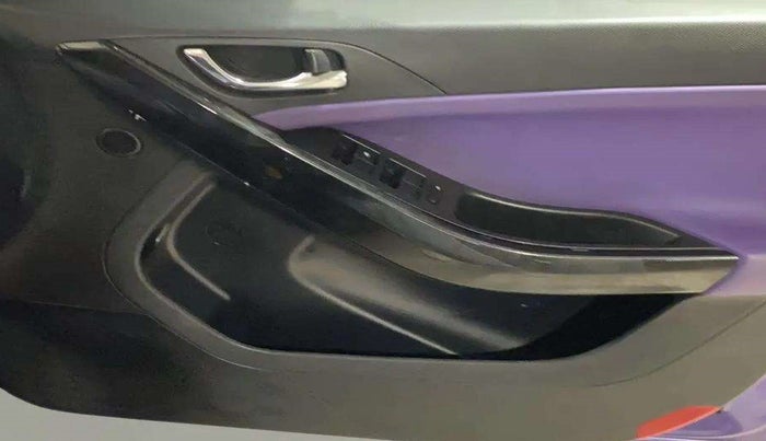 2023 Tata NEXON FEARLESS PURPLE 1.2 REVOTRON 7 DCA DT, Petrol, Automatic, 12,129 km, Driver Side Door Panels Control
