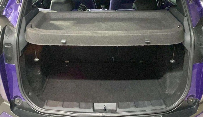 2023 Tata NEXON FEARLESS PURPLE 1.2 REVOTRON 7 DCA DT, Petrol, Automatic, 12,129 km, Boot Inside