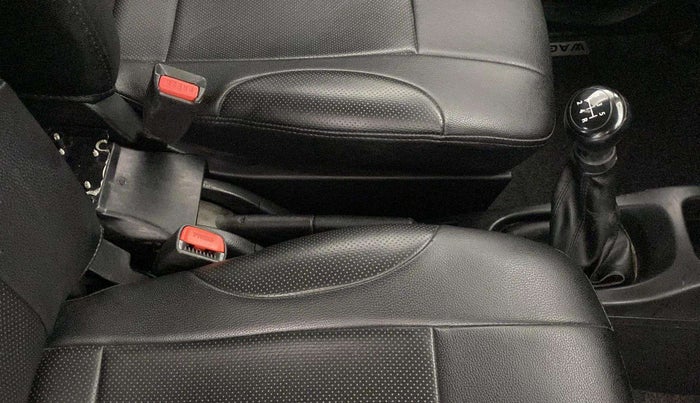 2017 Maruti Wagon R 1.0 LXI, Petrol, Manual, 29,463 km, Gear Lever