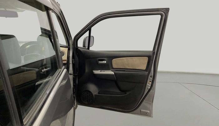 2017 Maruti Wagon R 1.0 LXI, Petrol, Manual, 29,463 km, RHS Front Door