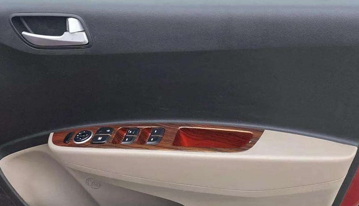 2017 Hyundai Grand i10 SPORTZ (O) AT 1.2 KAPPA VTVT, Petrol, Automatic, 60,153 km, Driver Side Door Panels Control