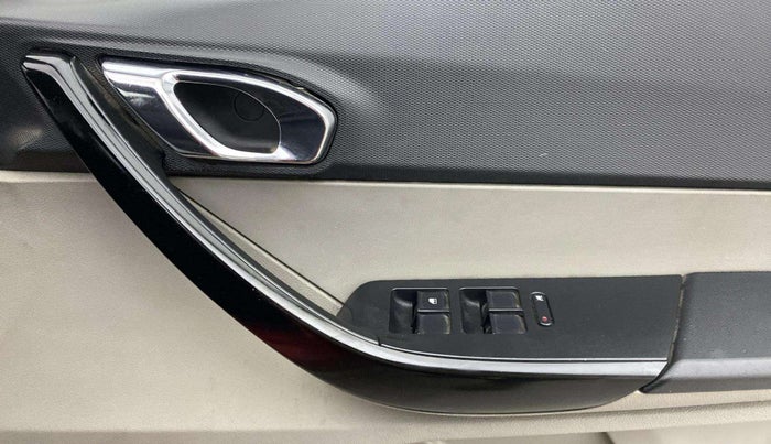 2017 Tata Tiago XZ PETROL, Petrol, Manual, 12,469 km, Driver Side Door Panels Control