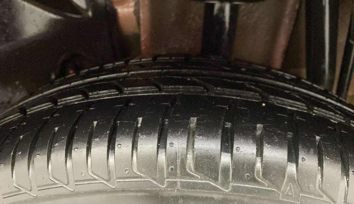 2017 Tata Tiago XZ PETROL, Petrol, Manual, 12,469 km, Left Rear Tyre Tread